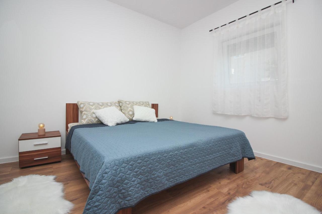 Apartmani Miletic Zara Esterno foto