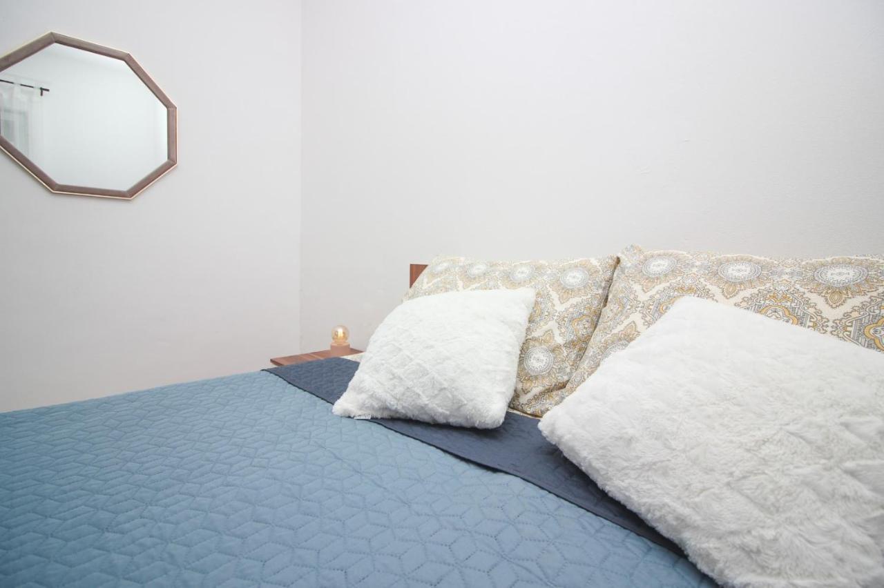 Apartmani Miletic Zara Esterno foto
