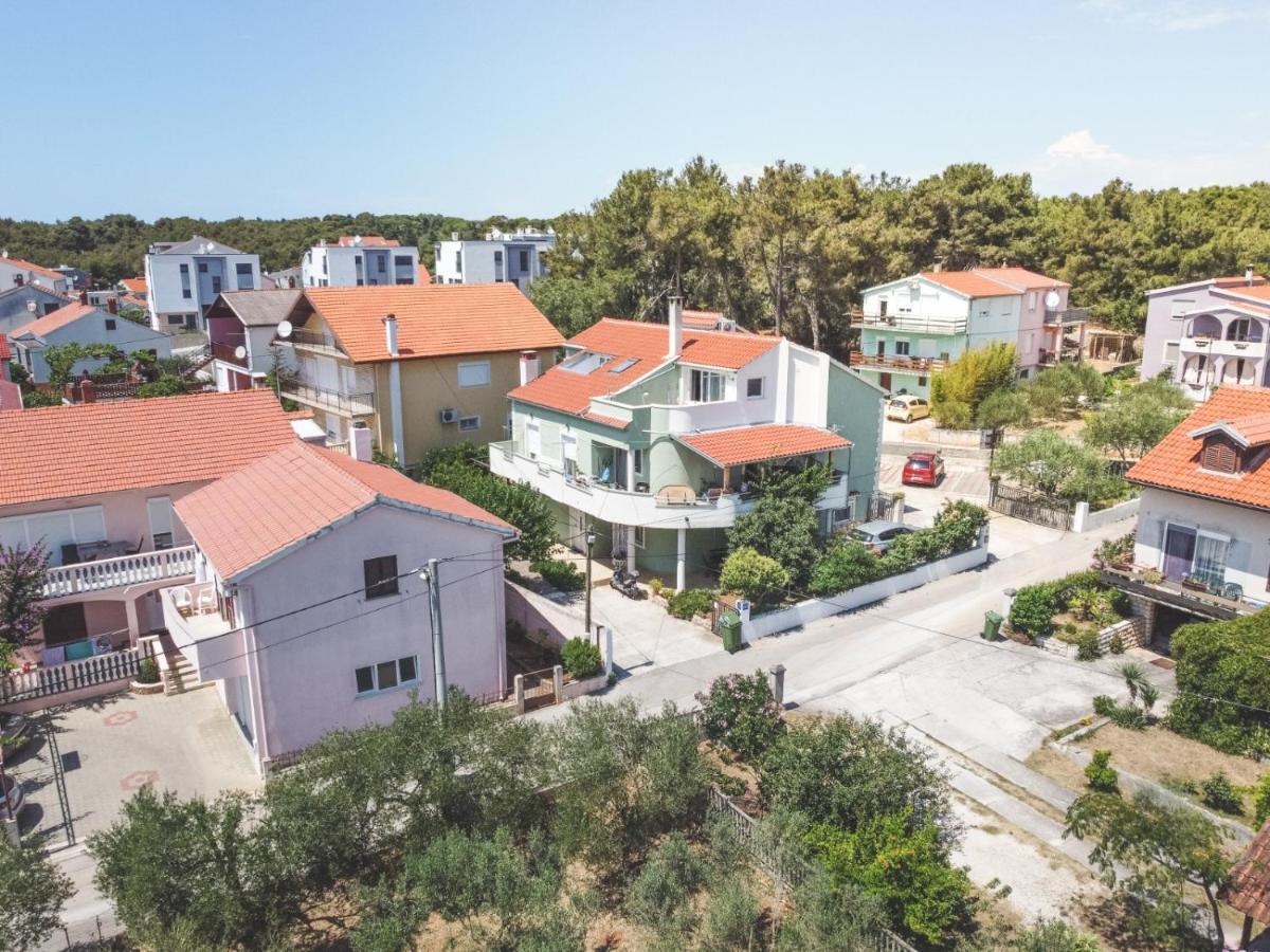 Apartmani Miletic Zara Esterno foto