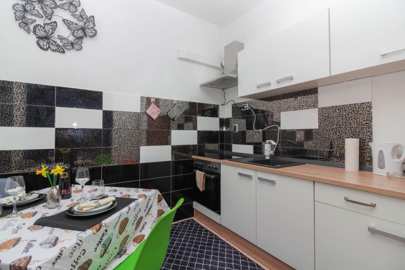 Apartmani Miletic Zara Esterno foto