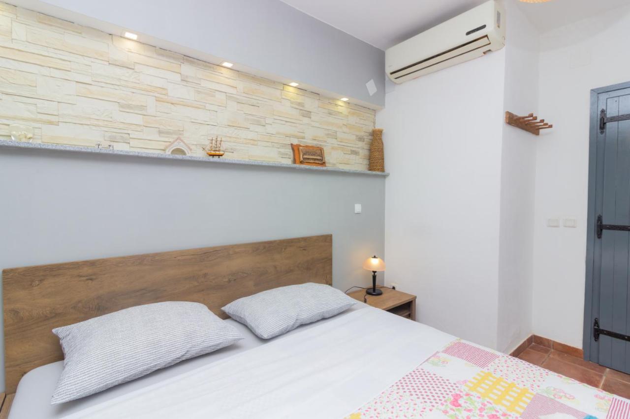 Apartmani Miletic Zara Esterno foto