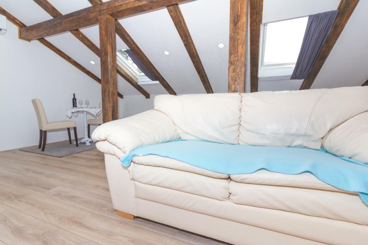Apartmani Miletic Zara Esterno foto